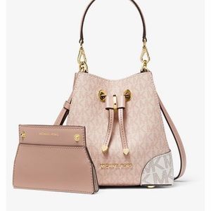 MICHAEL MICHAEL KORS  Mercer Gallery Crossbody Bag